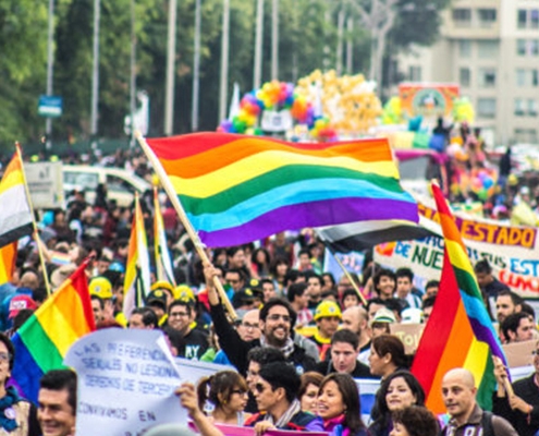 Imagen de la marcha del orgullo en Lima