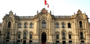 Fachada del Palacio de Gobierno del Perú
